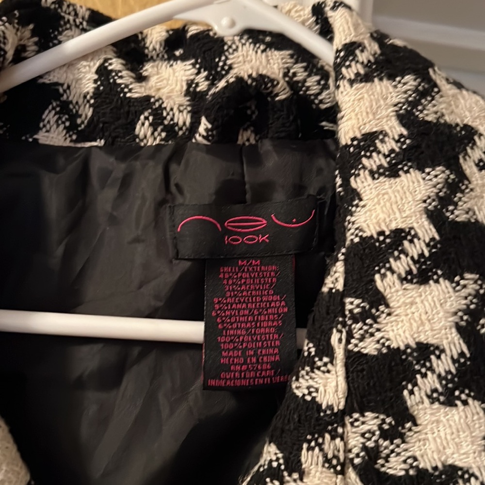 Coat - Picture 4 of 5